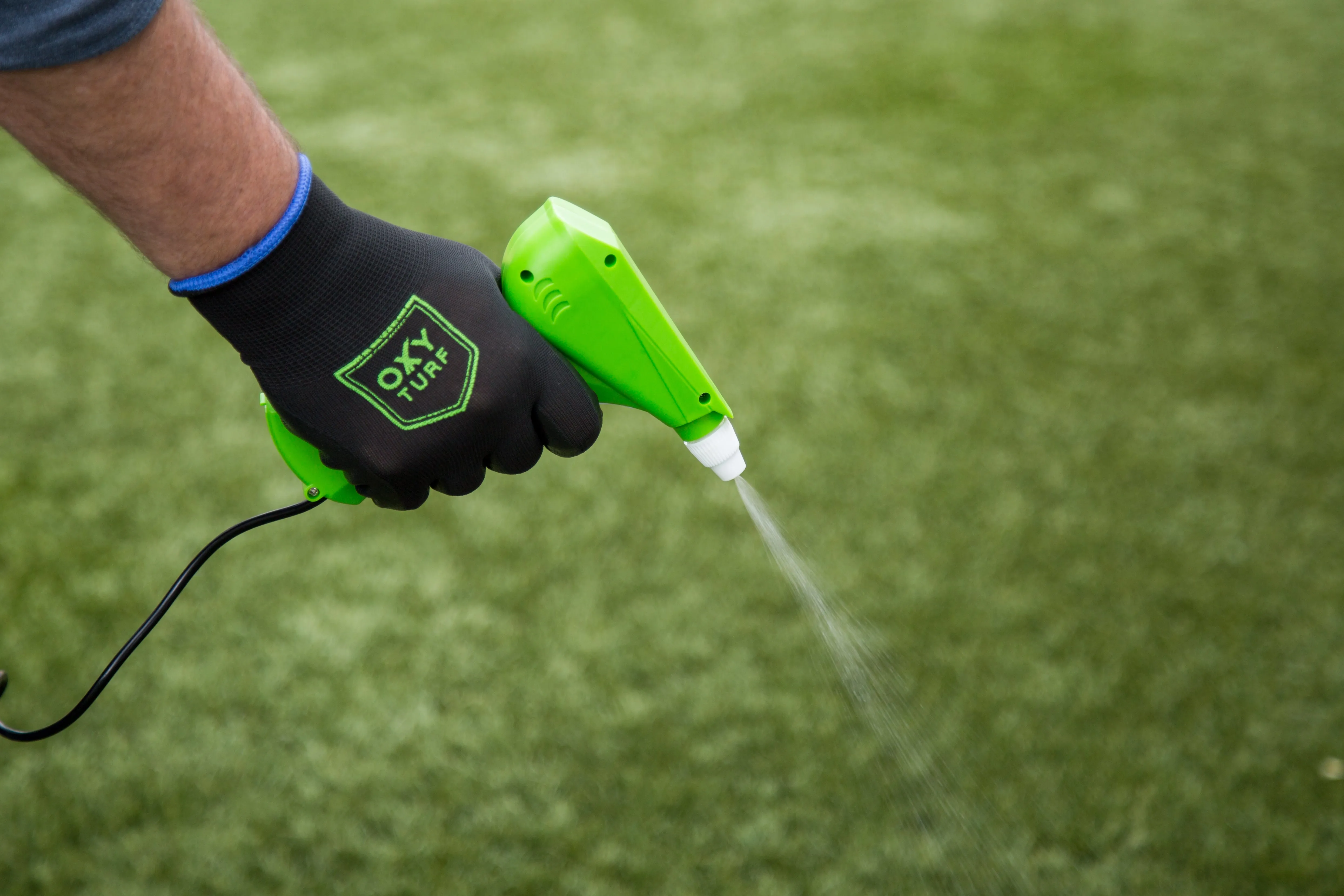 1-Gal Battery-Powered Sprayer OxyTurf Turf Cleaner-Deodorizer and Pet Odor Eliminator
