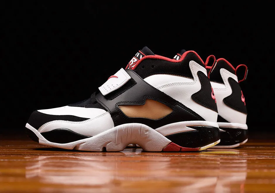 2017 Nike Air Diamond Turf Retro OG Deion Sanders Size 9. 309434-105