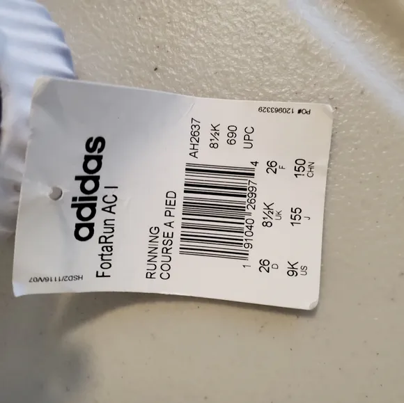 Adidas kids shoes. NWT.