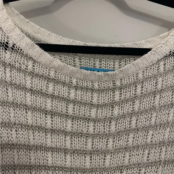 Alice   Olivia Designer Mesh Crew Neck Sweater size Large