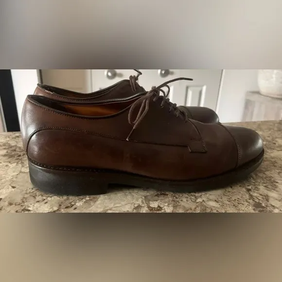 Allen Edmonds Bergland Brown Leather Cap Toe Derby‎ Dress Shoes 9.5 3E #6551 USA
