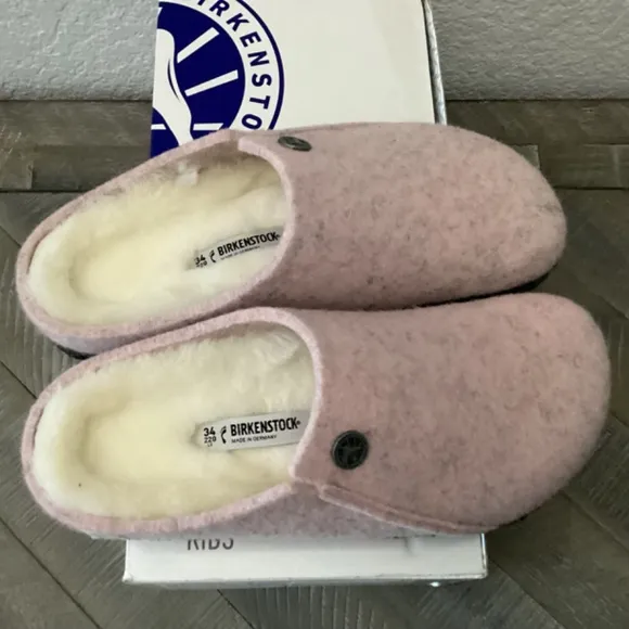 BIRKENSTOCK Kids' Zermatt Genuine Shearling Lined Slipper, size 3-3.5US …