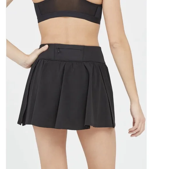 Black Spanx The Get Moving Skort, 14&quot;
