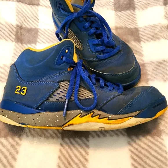 Boys 3Y Jordan 23 shoes