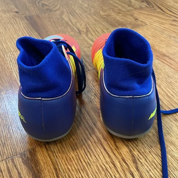 Boy’s Nike Mercurial Vapor Superfly 5 DF FG ACC Soccer Cleats. Size 2.5Y.
