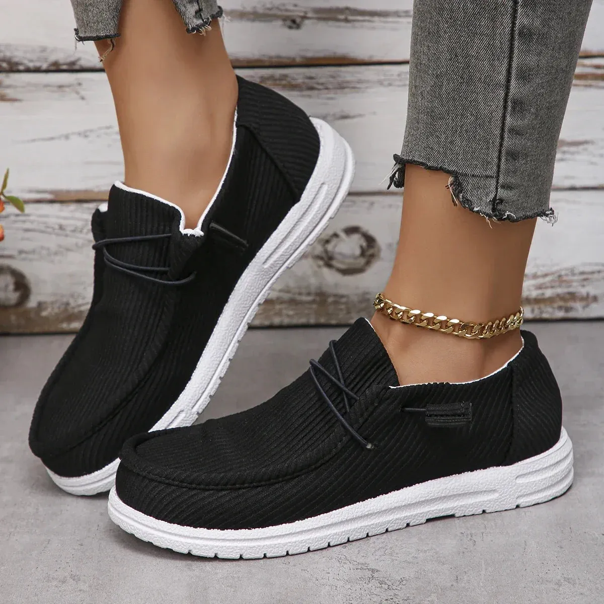 Canvas Shoes Women Summer Casual Sneakers Women Breathable Cloth Loafers Platform Shoes Woman Designer Shoes