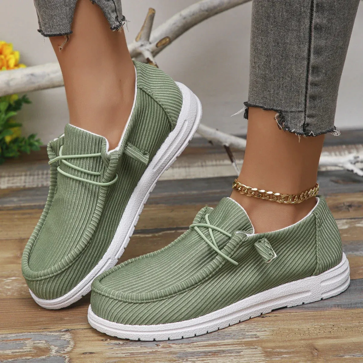 Canvas Shoes Women Summer Casual Sneakers Women Breathable Cloth Loafers Platform Shoes Woman Designer Shoes