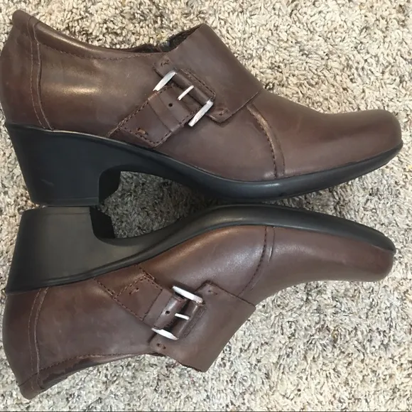 Clark’s Collection Brown Leather Shoes NWT