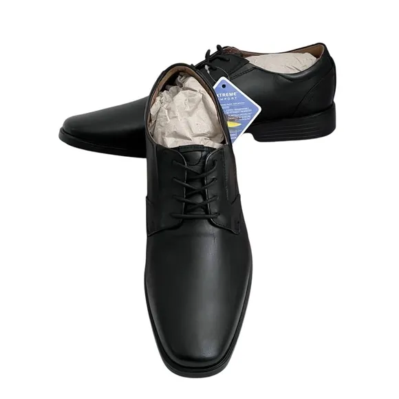 Clarks Light Low Extreme Comfort Lace Up Black Leather Shoes