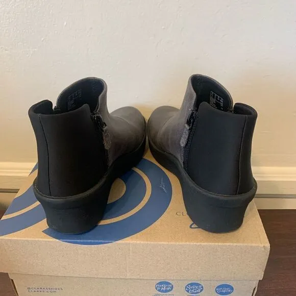 Clarks step rose up lightweight boot size 6 new in box