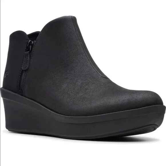 Clarks step rose up lightweight boot size 6 new in box