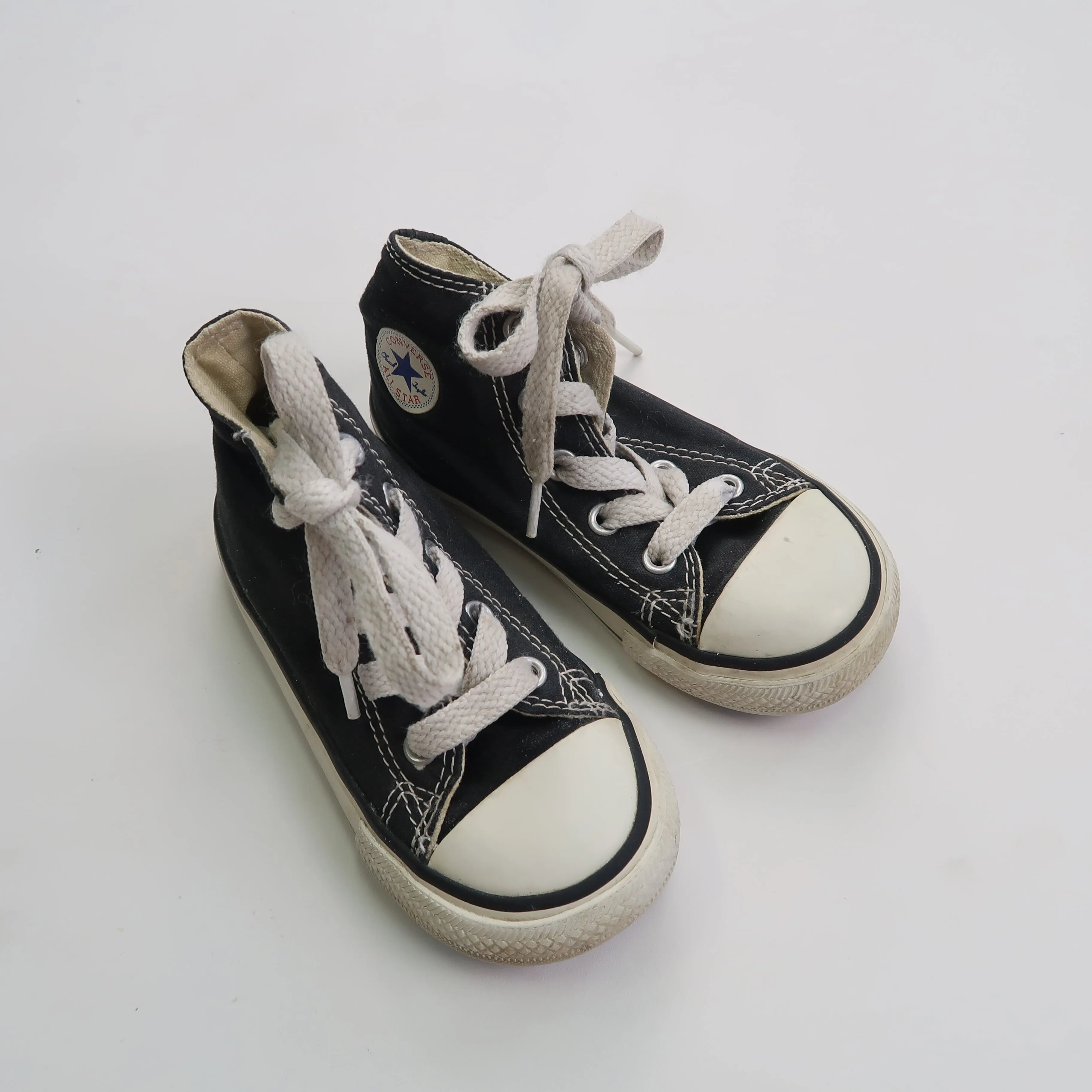 Converse - Shoes (Shoes - 7)