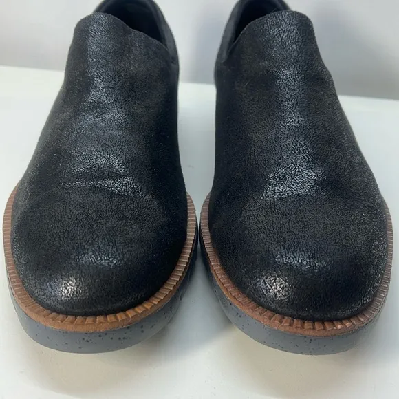 Donald J. Pliner Black Textured Leather SlipOn Shoes Size 11