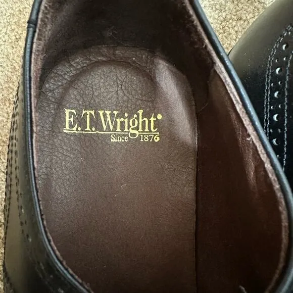 E.T. Wright Wingtip Oxford Shoes Black Leather Lace Up Almond Toe Size 10.5