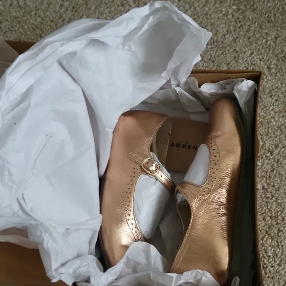 ♥️EUC♥️ BODEN GIRLS GENIUNE LEATHER MARYJANE DRESS SHOES