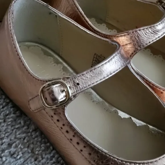 ♥️EUC♥️ BODEN GIRLS GENIUNE LEATHER MARYJANE DRESS SHOES