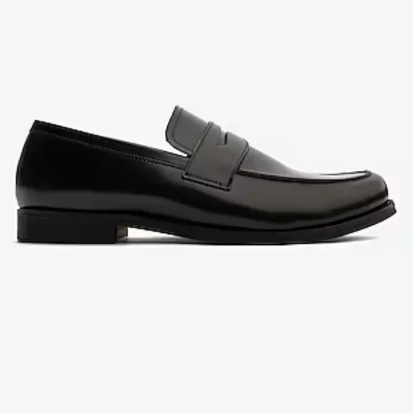 EXPRESS NWT Men’s Genuine Leather Black Loafer Dress Shoes Size 9