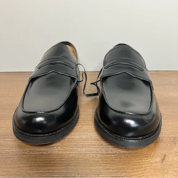 EXPRESS NWT Men’s Genuine Leather Black Loafer Dress Shoes Size 9
