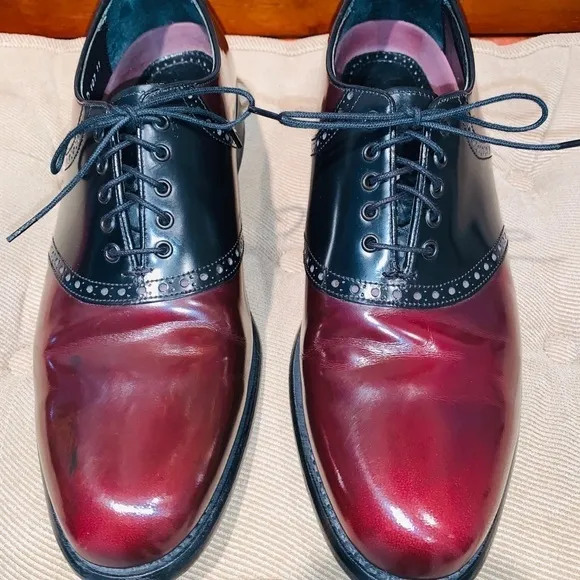 Florsheim Two Tone Plane Toe Oxfords.  L3