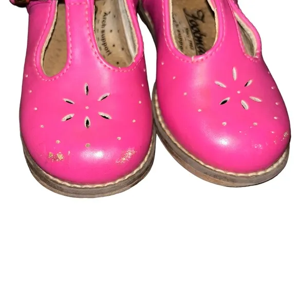 FootMates sherry Toddler Girl's pink Genuine Leather Mary Jane Shoes Size 8