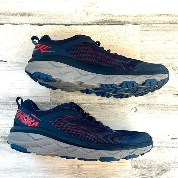 Hoka Challenger ATR 5 Men’s All Terrain Running Shoes Size 12.5 In Blue/Red