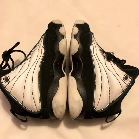 Jordan pro strong white and black shoes
