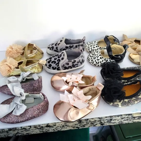 Lot of gorgeous baby girls infant dress shoes Crib shoes tennis shoes