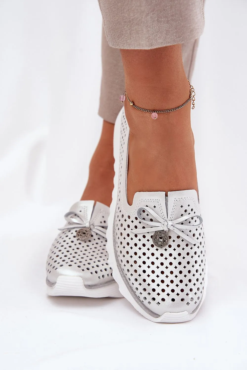 Low Shoes Step in style