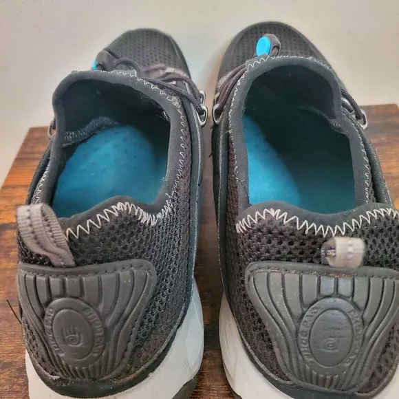 Mens Teva Comfort Slip-On Hiking Shoes Size 13