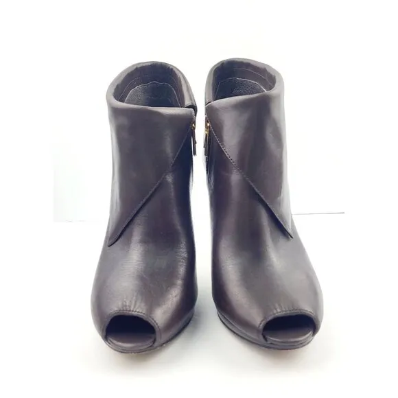 Michael Kors Womens Kendra Dark Chocolate Bootie - Size 7.5