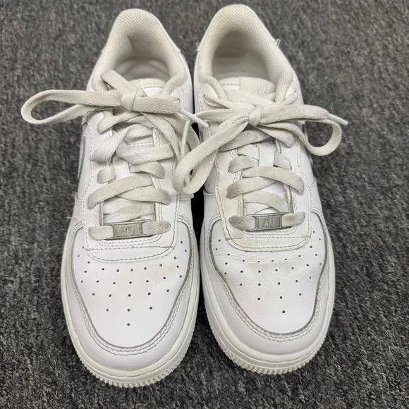 Nike Air Force 1 Shoes Size 5.5