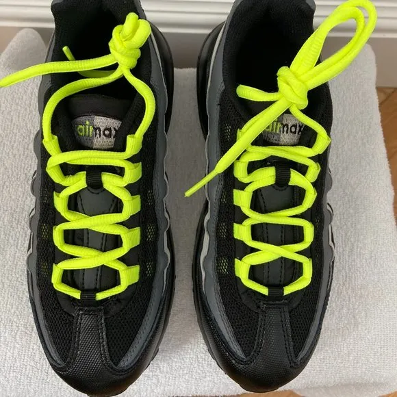 Nike Air Max 95 PS Athletic Shoes Boys Size 2Y