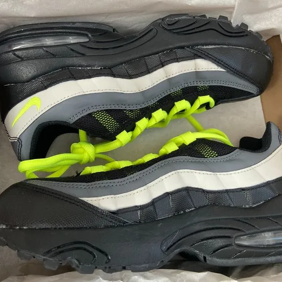 Nike Air Max 95 PS Athletic Shoes Boys Size 2Y