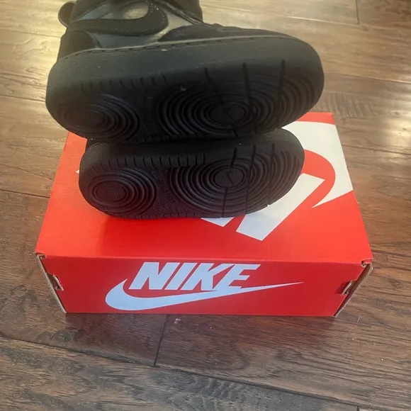 NIKE Court Borough Mid 2 TD Black Toddlers Shoes Size 5c CQ4027 001 New In Box
