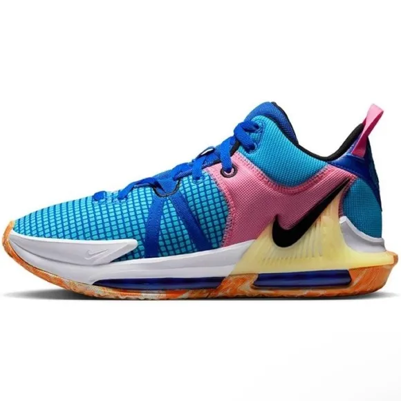 Nike LeBron Witness VII Basketball Shoes, Men’s Size 10 or Women’s Size 11.5