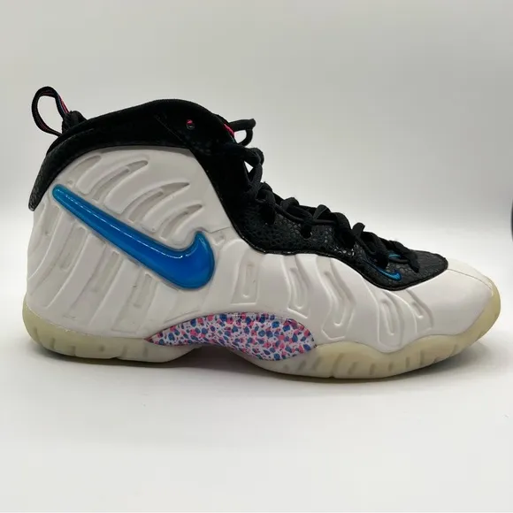 Nike Little Foamposite basketball shoes