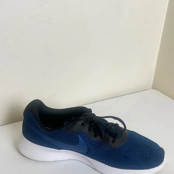 Nike Mens Tanjun SE AR1941-002 BlueRunning Shoes Sneakers Size