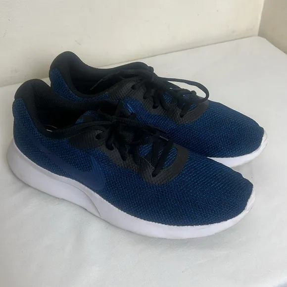 Nike Mens Tanjun SE AR1941-002 BlueRunning Shoes Sneakers Size