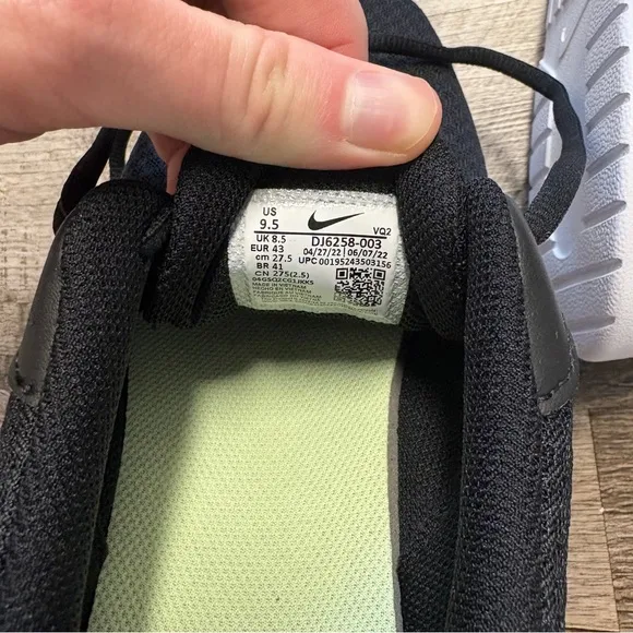 Nike Shoes NEW
