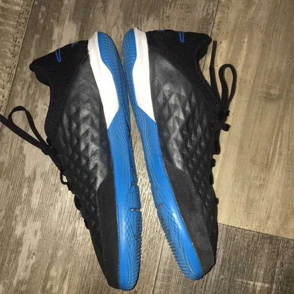 Nike Tiempo Legend 8 Academy IC AT6099-004 Indoor Football Shoes