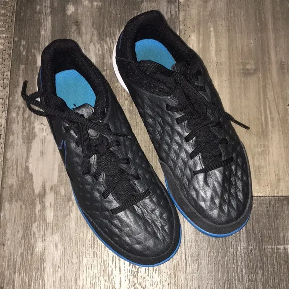 Nike Tiempo Legend 8 Academy IC AT6099-004 Indoor Football Shoes
