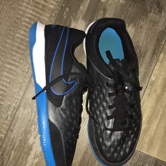 Nike Tiempo Legend 8 Academy IC AT6099-004 Indoor Football Shoes