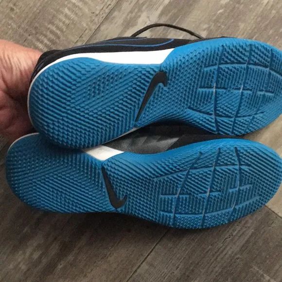 Nike Tiempo Legend 8 Academy IC AT6099-004 Indoor Football Shoes