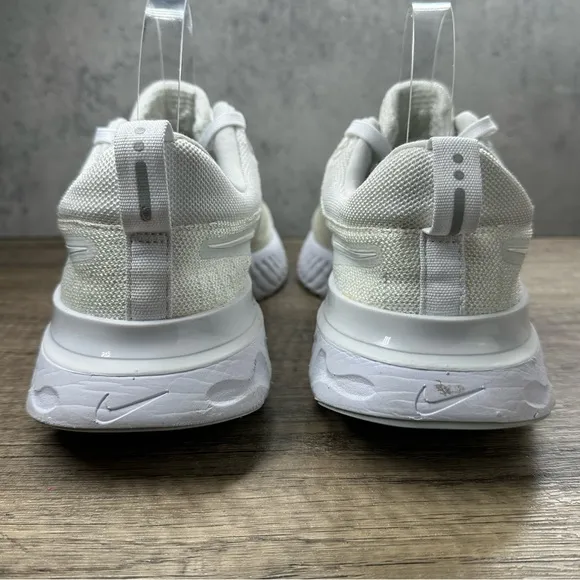 Nike~Mens React Infinity Run Flyknit 2~ White Running Shoes~Size 9