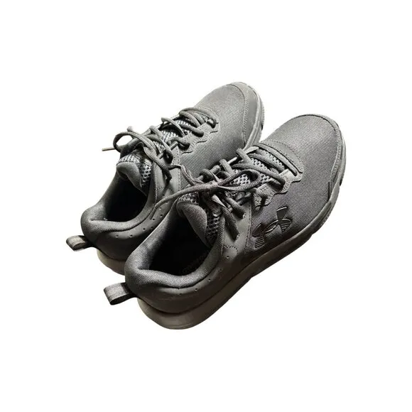 NWOB Under Armour Men's Size 10 Black UA Charged Assert 10 Running Shoes