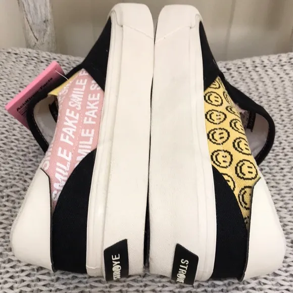 NWT Straye Ventura Fake Smile Skate Shoes