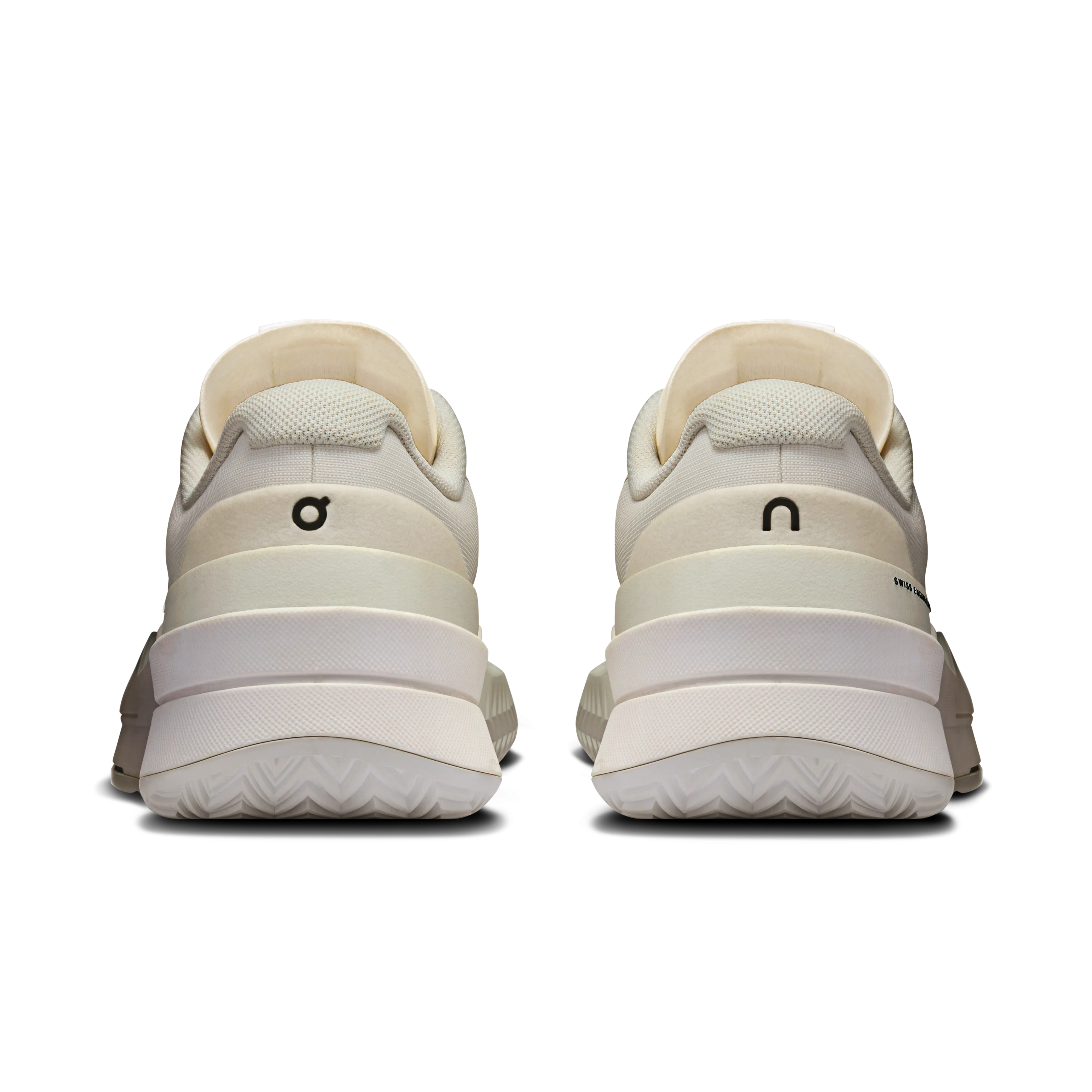 ON MENS ROGER PRO 2 TENNIS SHOE