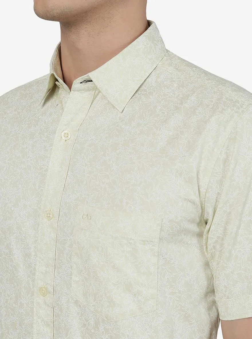 Pastel Yellow Printed Slim Fit Casual Shirt | JadeBlue