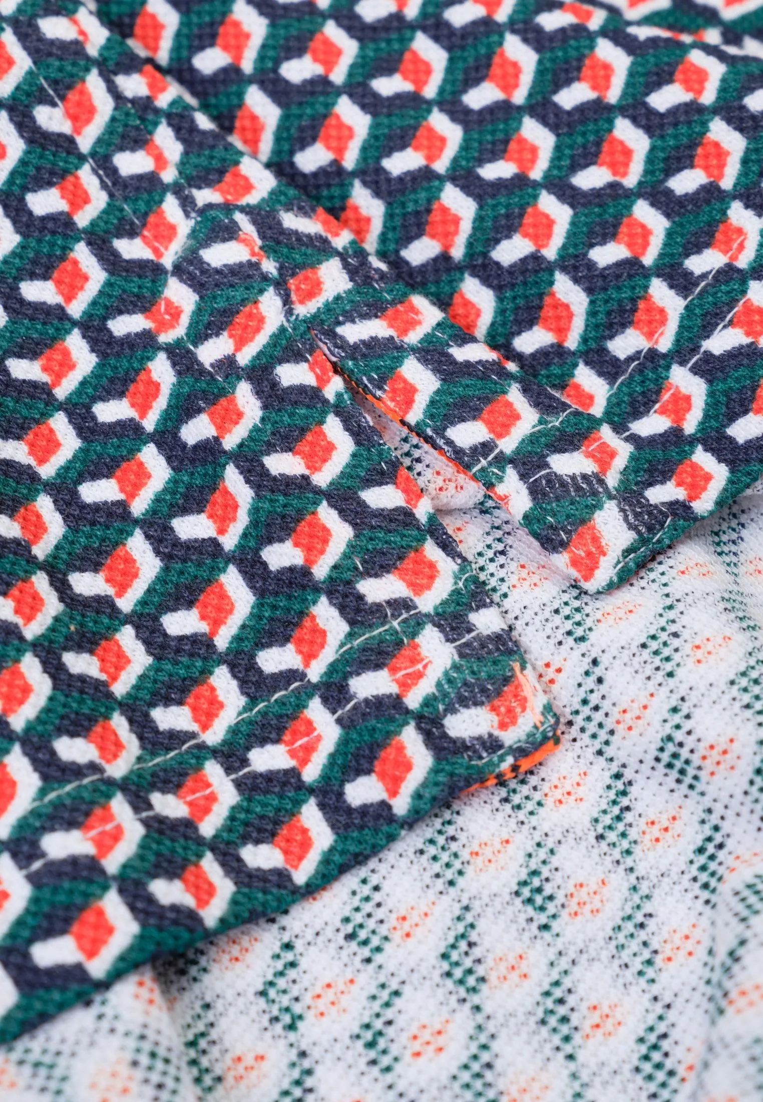 Polo homme motif géométrique