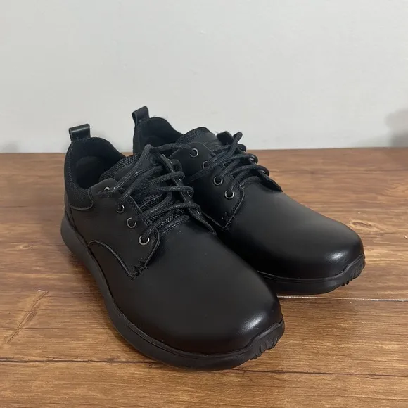 Propét Men's Vinn Oxford shoes New size 8
